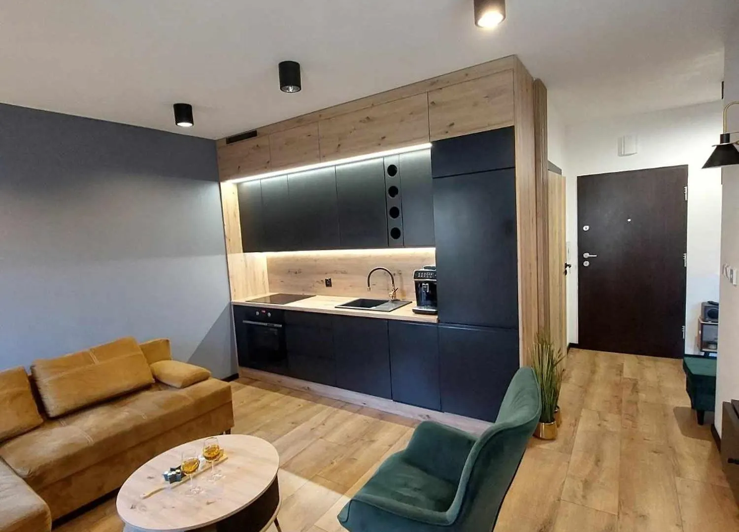 Apartament Bajkowy - Bezplatny Parking Strzezony Kolobrzeg 0*,  Poland